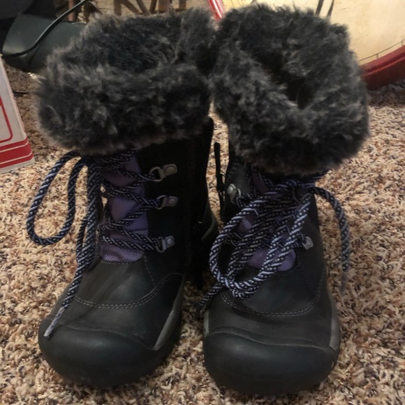 keens snow boots